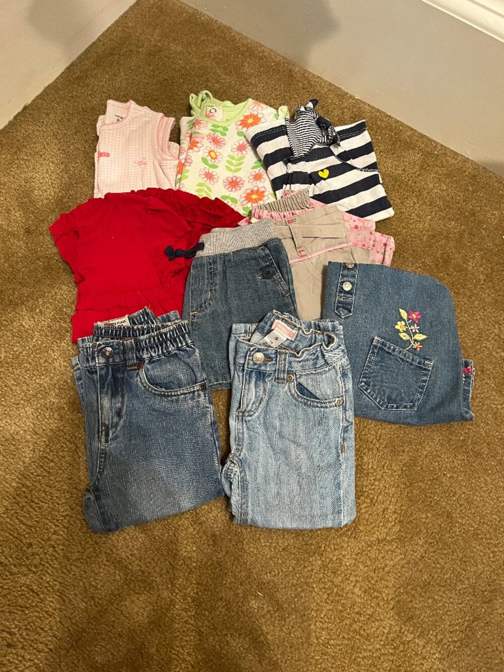 Lot #5 of 2T/24 months girls clothes